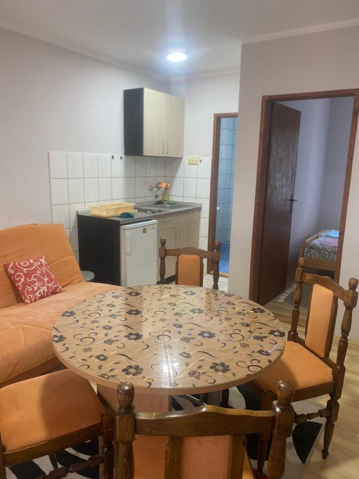 Apartmani Nais 兹拉蒂博尔 外观 照片